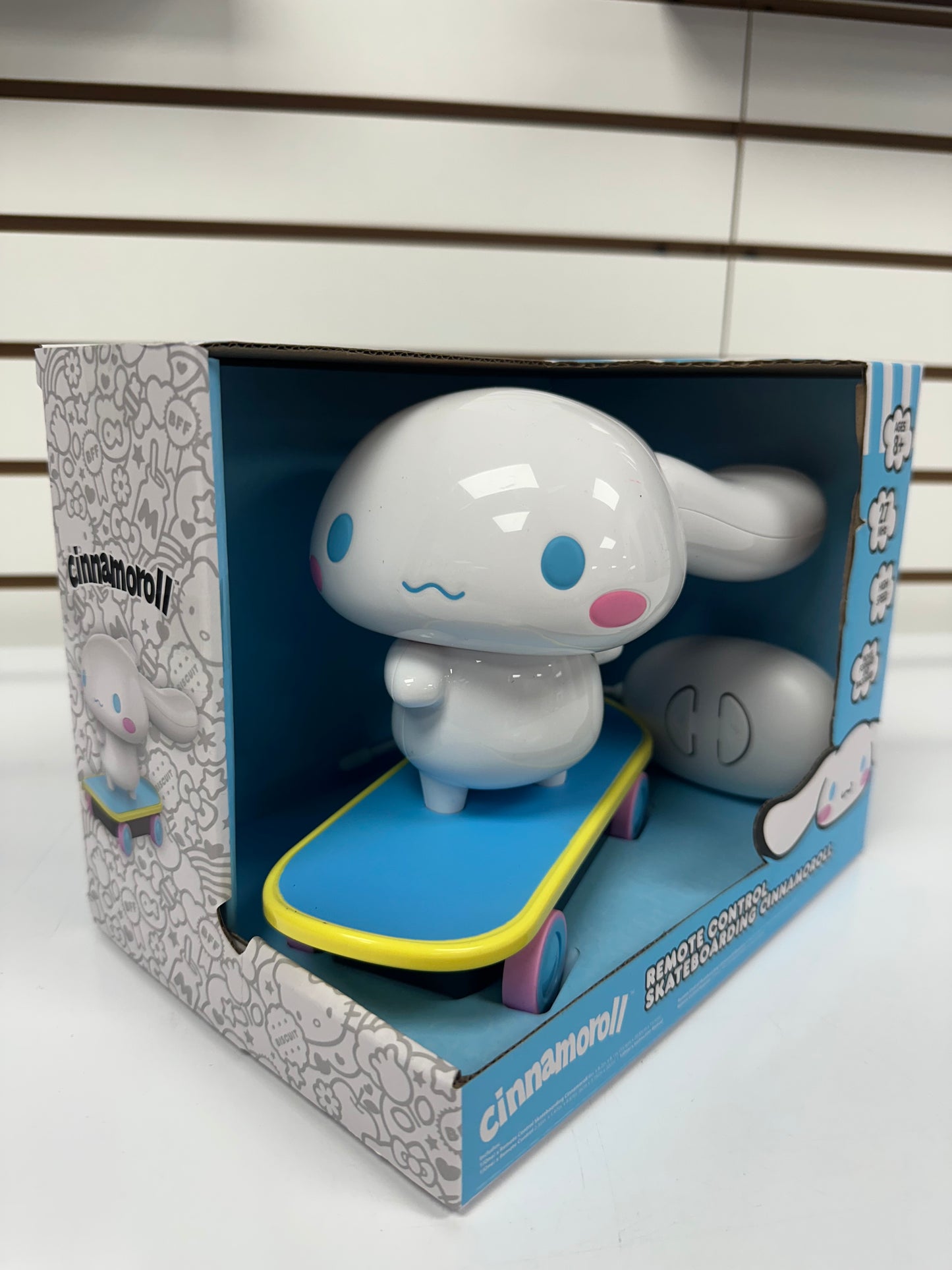 Remote control - skateboarding cinnamoroll