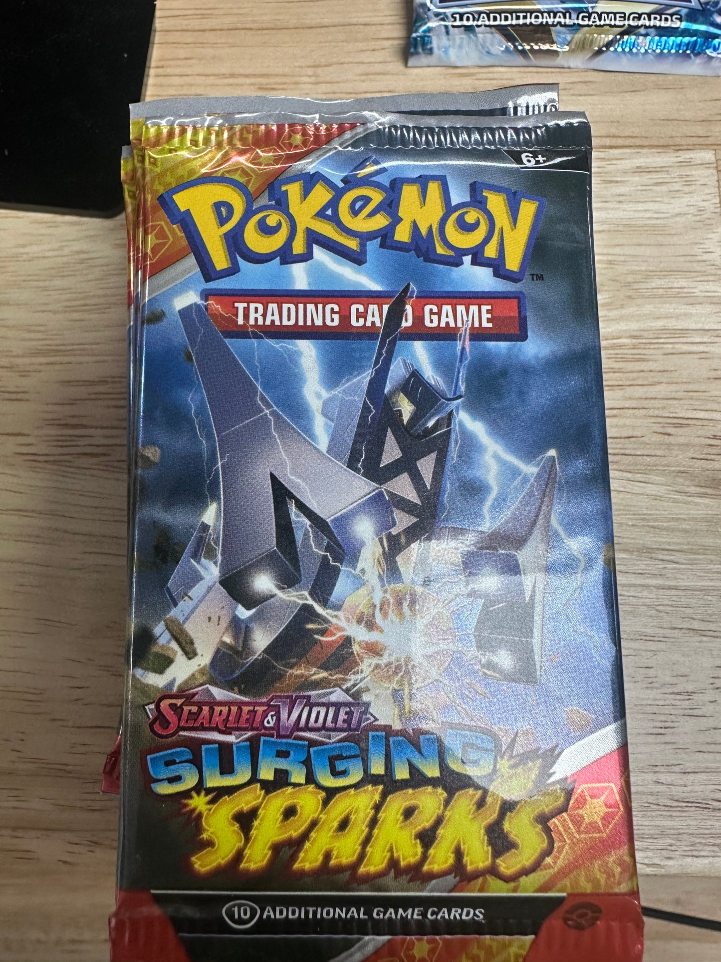 Pokemon Scarlet & Violet Surging Sparks trading cards ( Assortment Package )